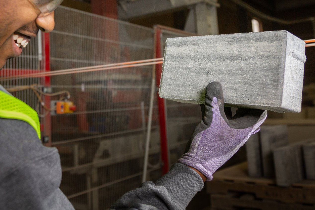 2025_CMC_July_LS_ISA_Genesis_FaceMix_Tech_4