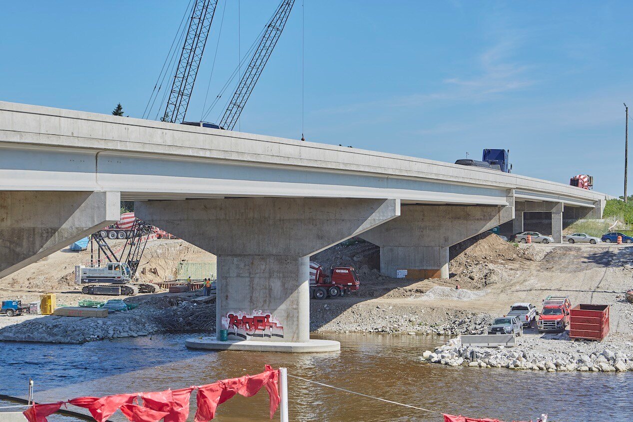 2022_CMC_PS_I_43_Northbound_and_Hampton_Ave_002