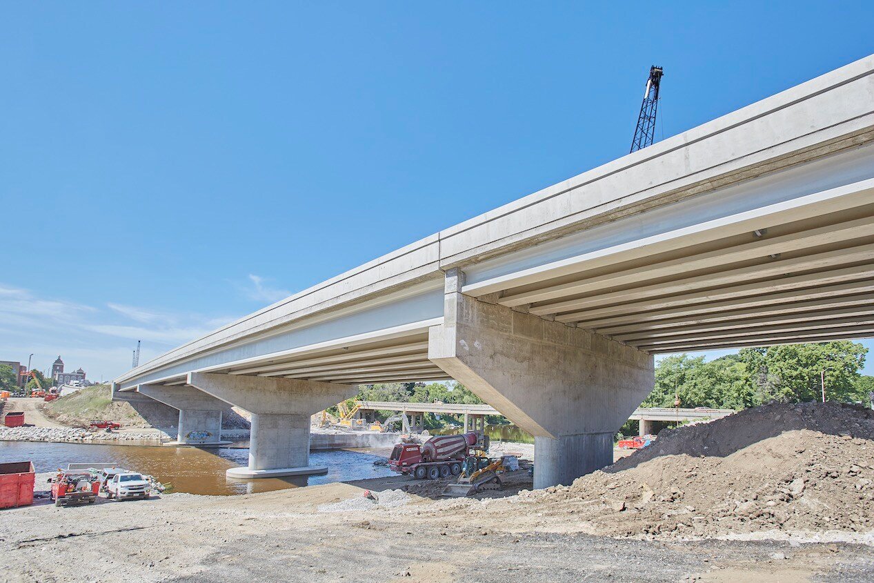 2022_CMC_PS_I_43_Northbound_and_Hampton_Ave_006