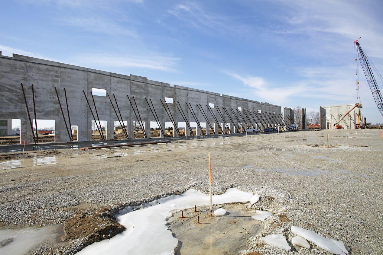 whitestown-bldg-4-06