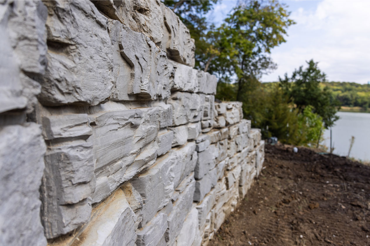 2025_CMC_Ex_Lakeside_Hillscape_5