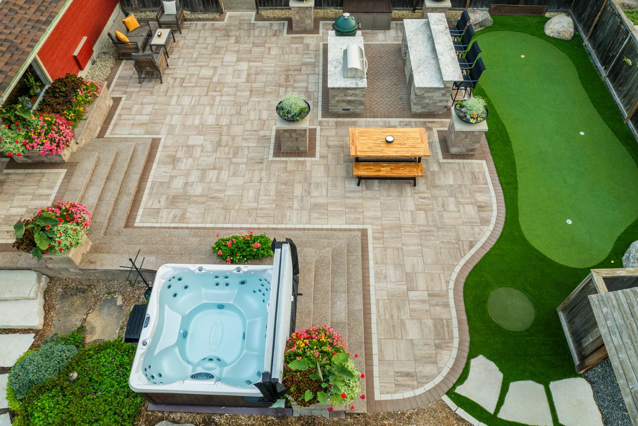 2025_CMC_LS_Grill_Green_Courtyard_4