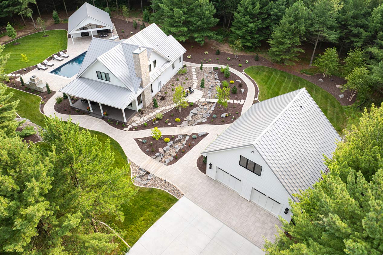 2026_LS_Catalog_Gallery_Tranquil_Waters_1