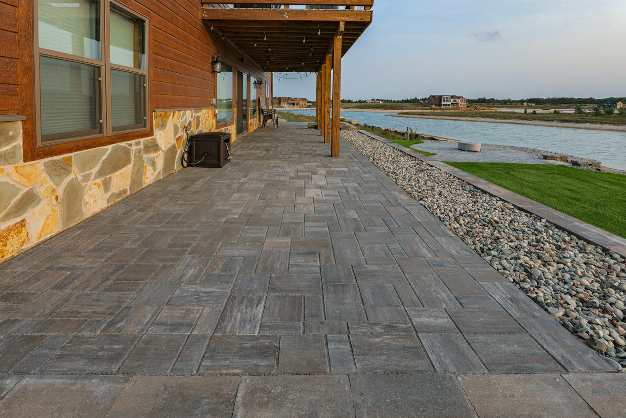 2023_CMC_Landscape_Island_Lake_1