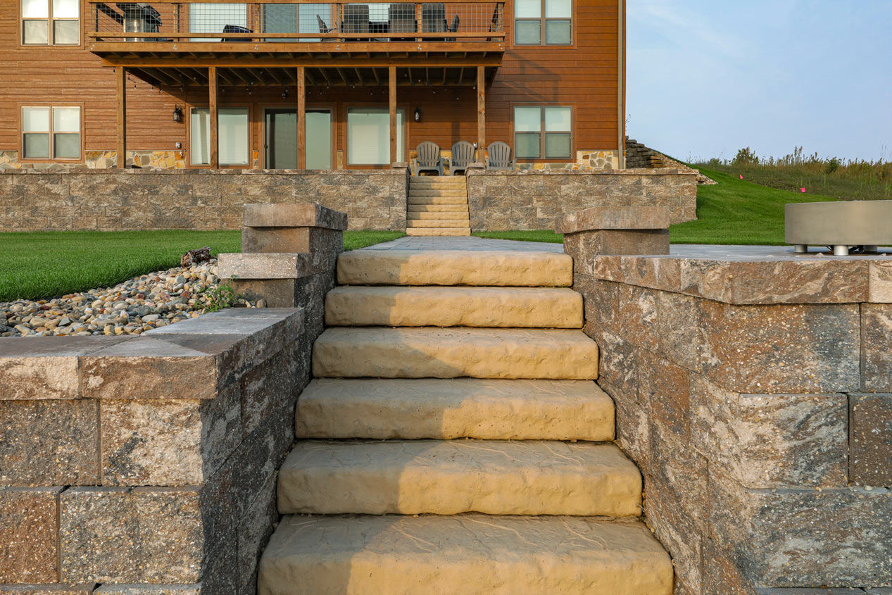 2023_CMC_Landscape_Island_Lake_5