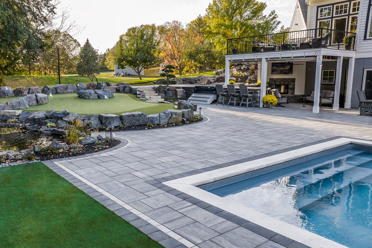 2023_CMC_Landscape_Pavers_Deerbrook_2