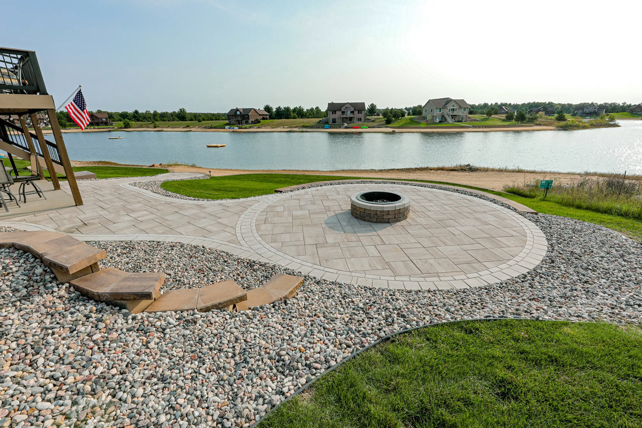 2023_CMC_Landscape_Rising_Sun_Court-Residence_1