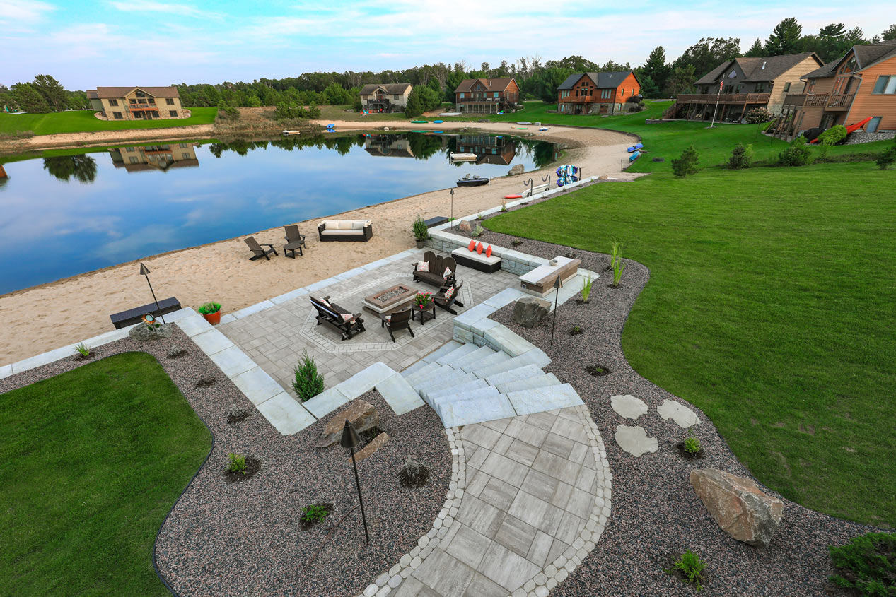 2023_CMC_Landscape_SIlver_Canoe_Court_4