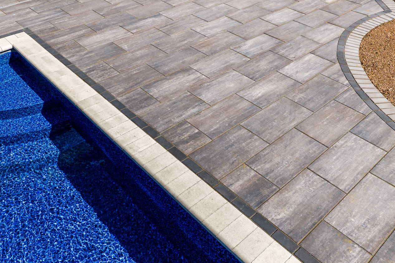 2023_CMC_Landscape_Pavers_350th_Street_3