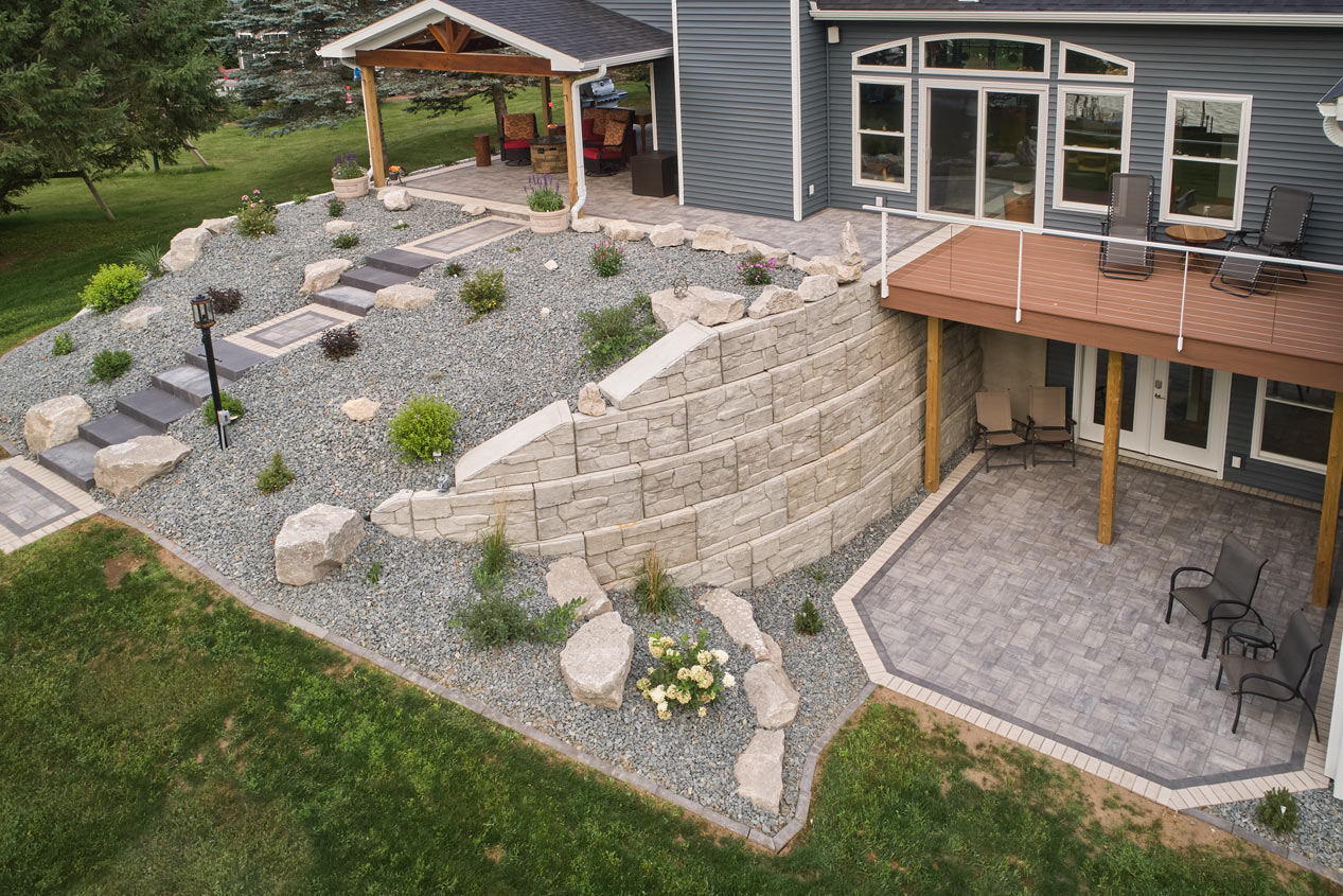 2024_CMC_Landscaping_Lake_Drive_Pavers_5