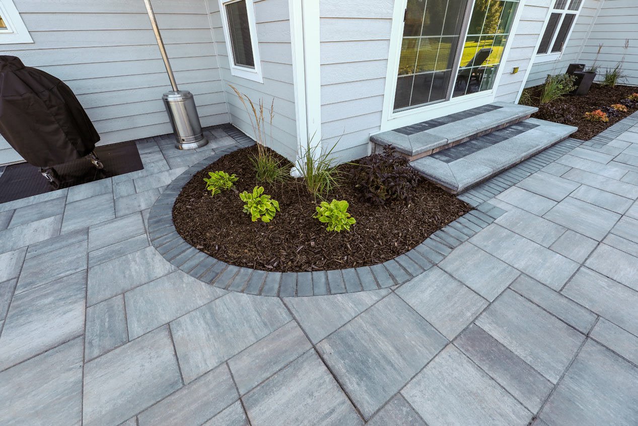 2023_CMC_Landscape_Pavers_Prairie_View_Court_1