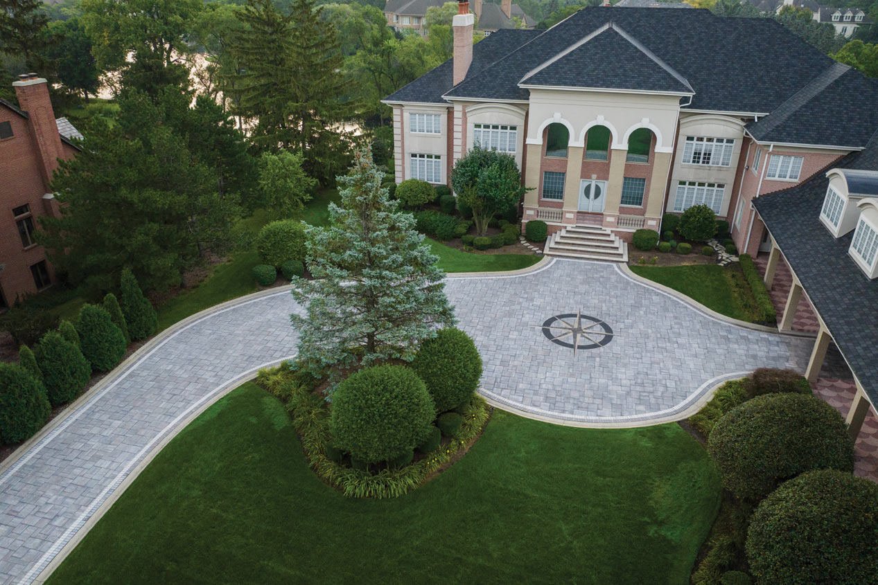 Winding Grove Entrance