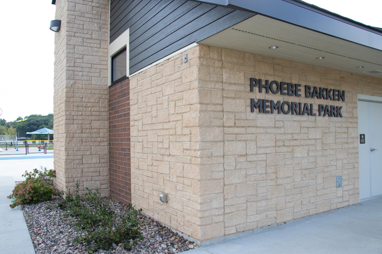 2023_CMC_032123_Masonry_Phoebe_Bakken_Memorial_IMG_4232