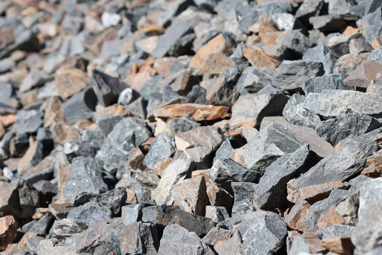 1-3 Clear Stone 35 SF/Ton